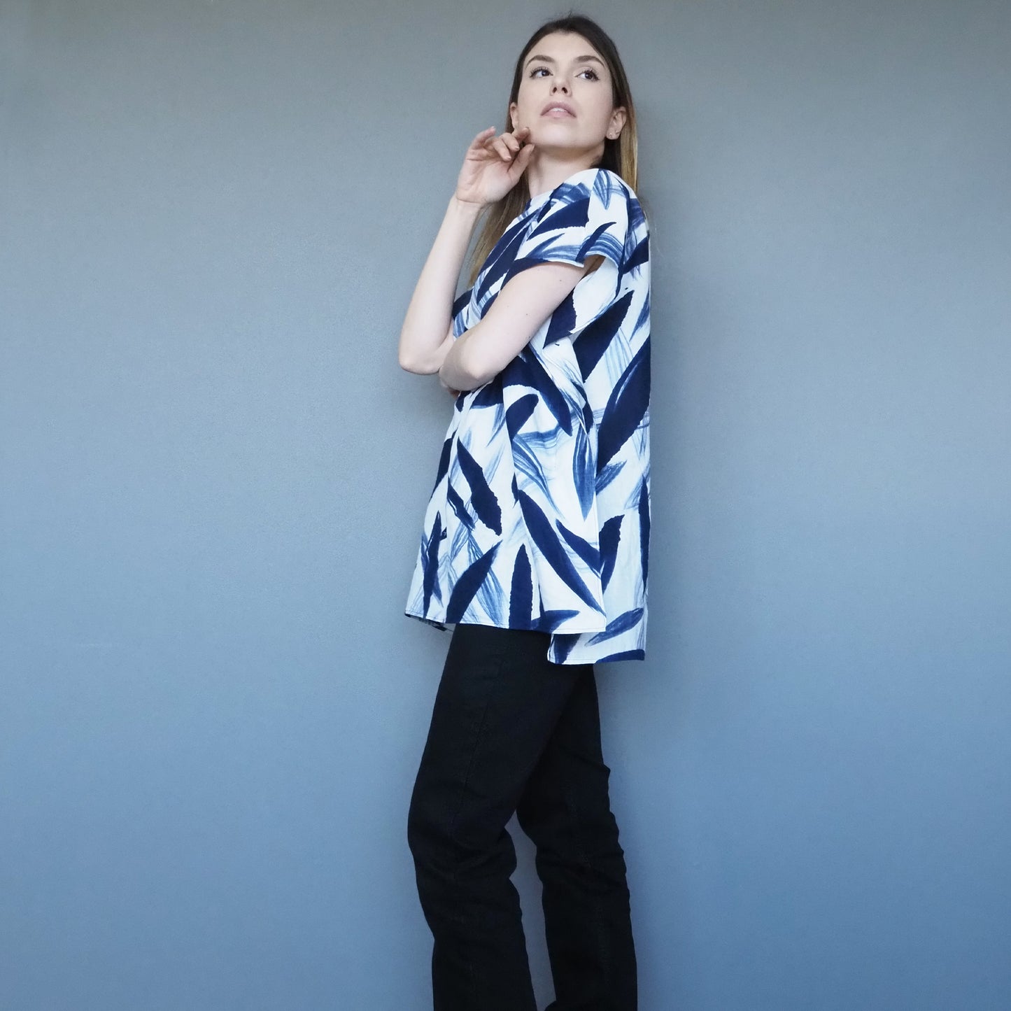 Bamboo Leaves Double-gauze Cotton Top Dark Blue